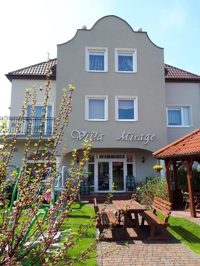 Проживание в семье Villa Mirage Леба-8